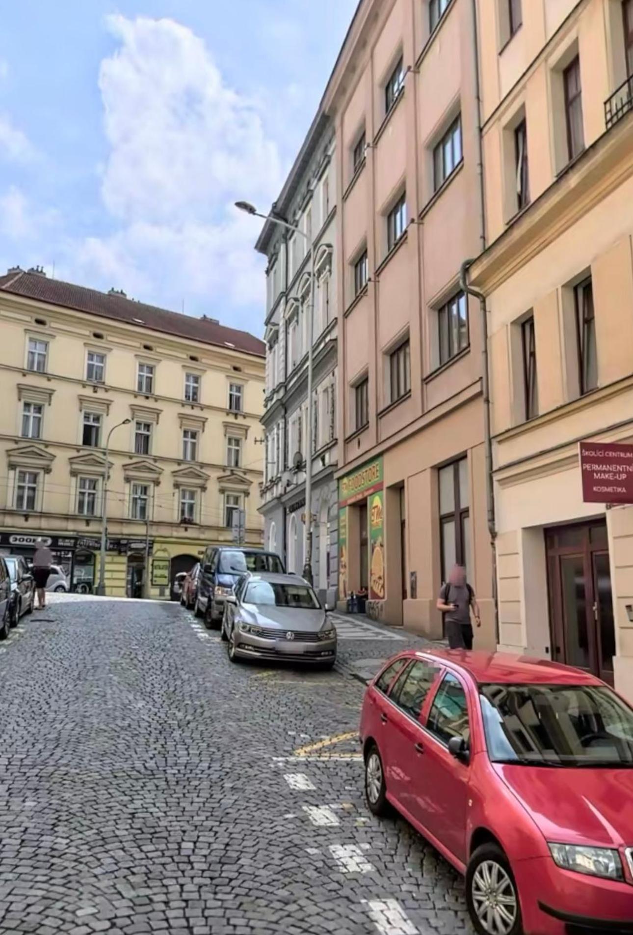Apartment Cimburkova Praha Eksteriør bilde